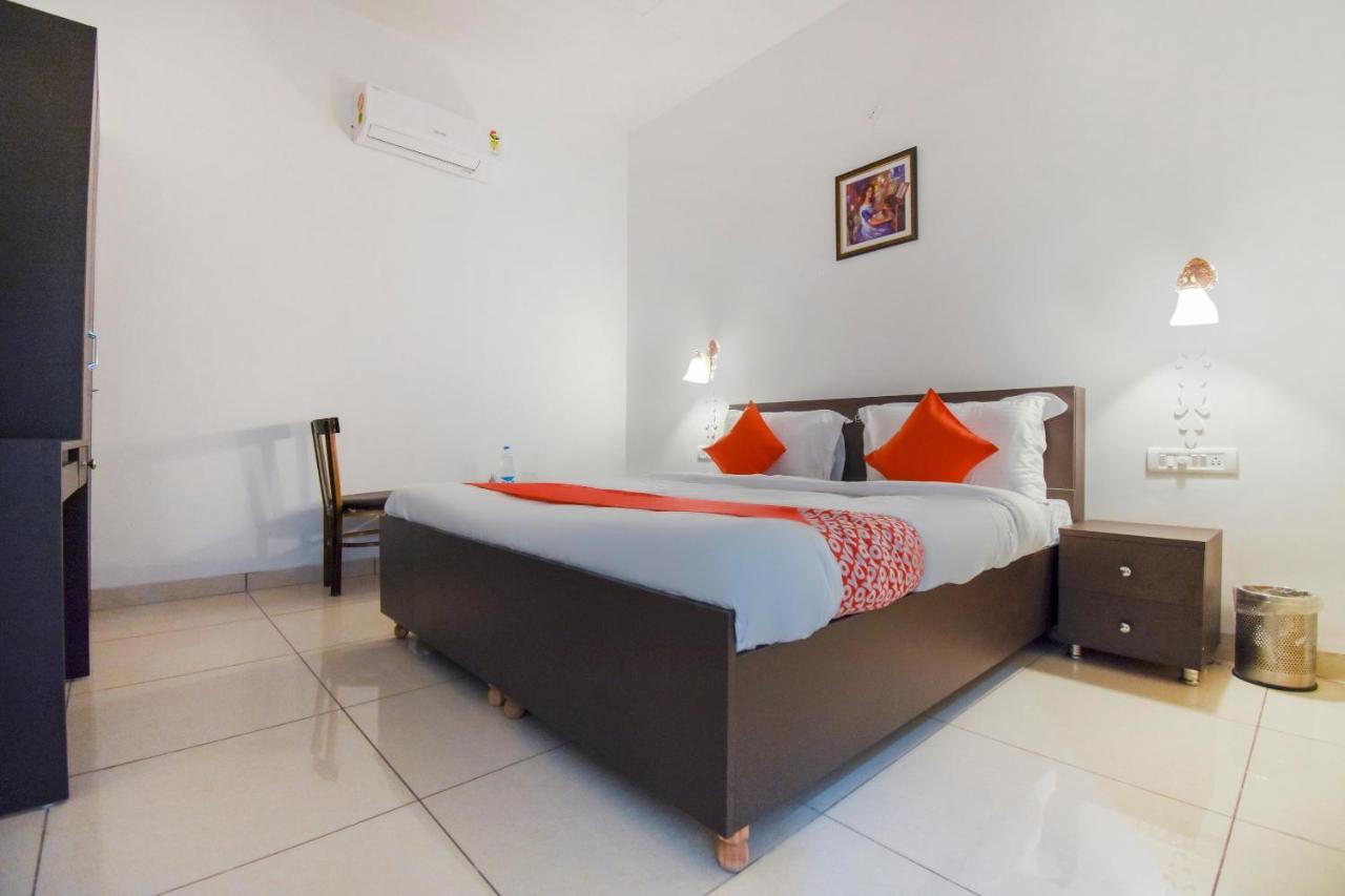Oyo 75460 Sky High Residency Ξενοδοχείο Λουντιάνα Εξωτερικό φωτογραφία