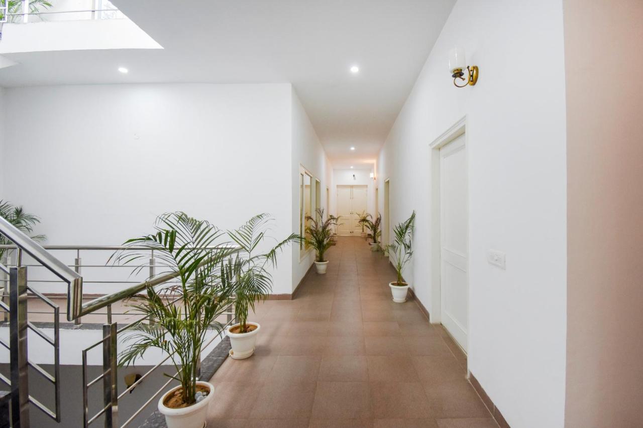 Oyo 75460 Sky High Residency Ξενοδοχείο Λουντιάνα Εξωτερικό φωτογραφία