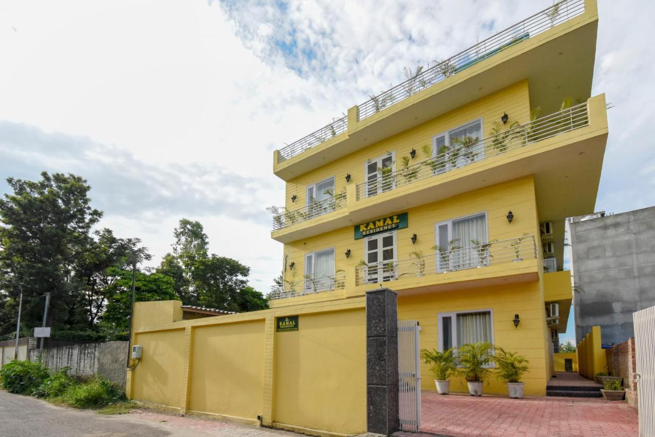 Oyo 75460 Sky High Residency Ξενοδοχείο Λουντιάνα Εξωτερικό φωτογραφία